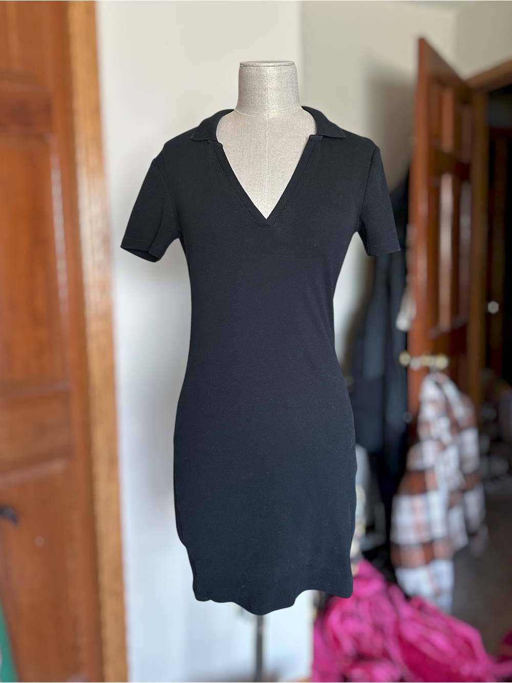 Zara Ribbed V-Neck Polo Dress w/Collar